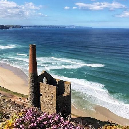 Newly Renovated Characterful Cottage, Wheal Rose Scorrier Exteriör bild